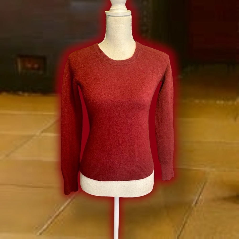 AG Adriano Goldschmied ‘Rylea’ 100% Cashmere Crewneck Sweater in “Cabernet” Red